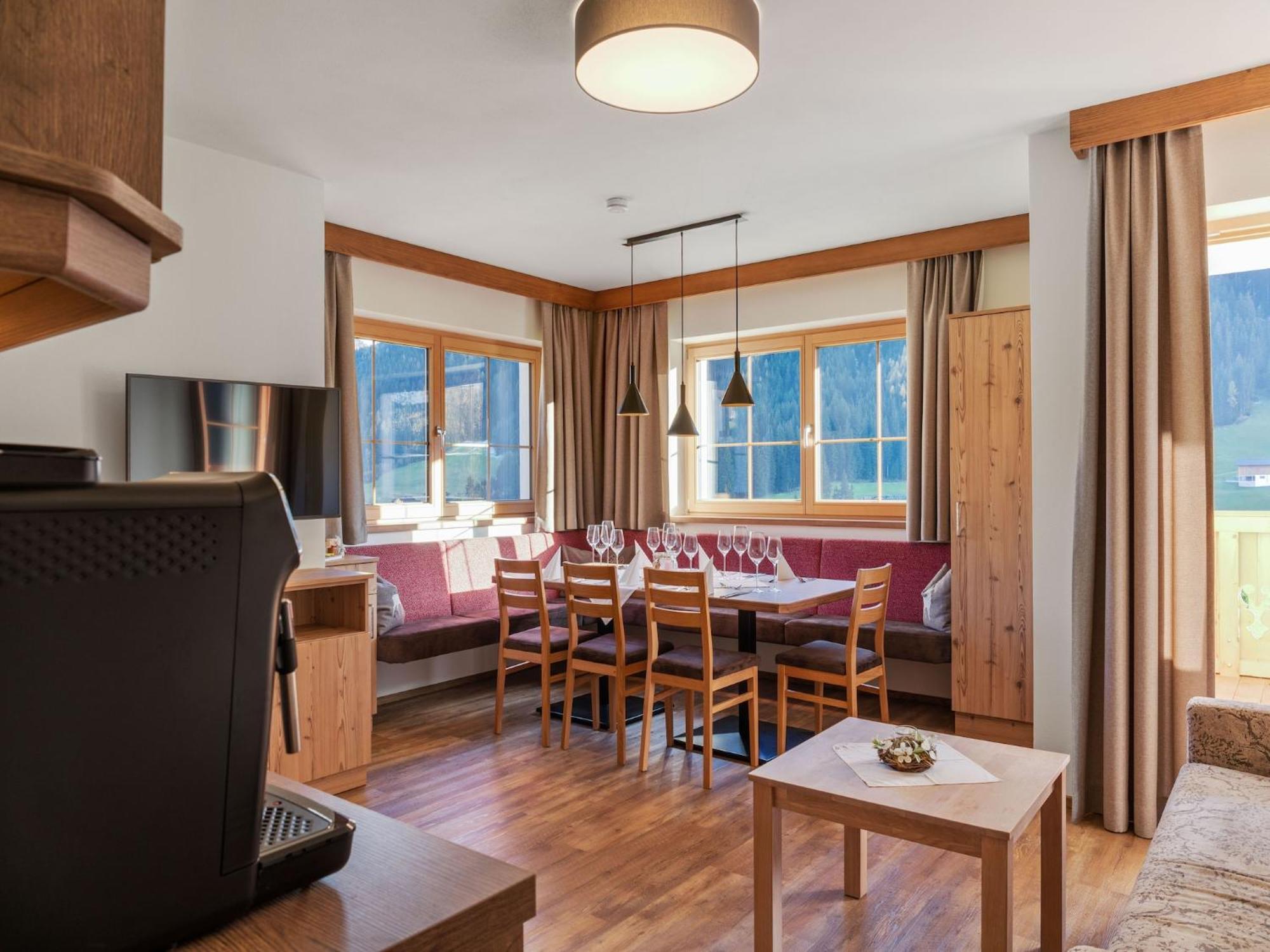 וואלד אים פינצגאו Luxurious Apartment With Sauna In Koenigsleiten מראה חיצוני תמונה